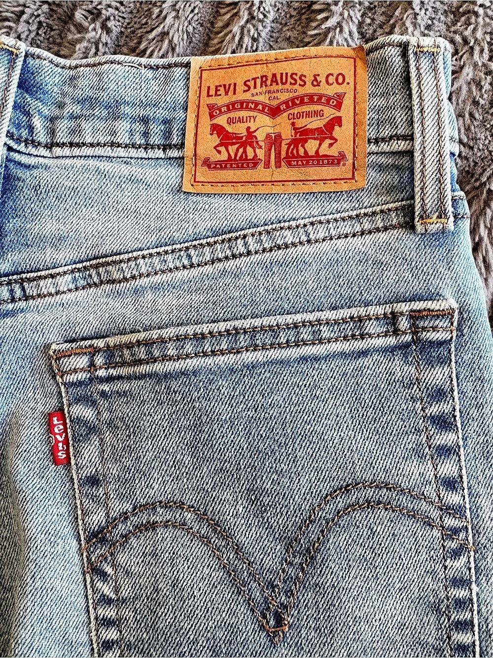 Levi's Wedgie Straight Jeans Distressed Jeans Waist 27